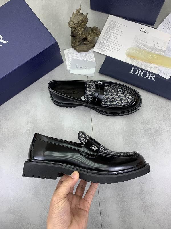 DIOR Men's Shoes 572